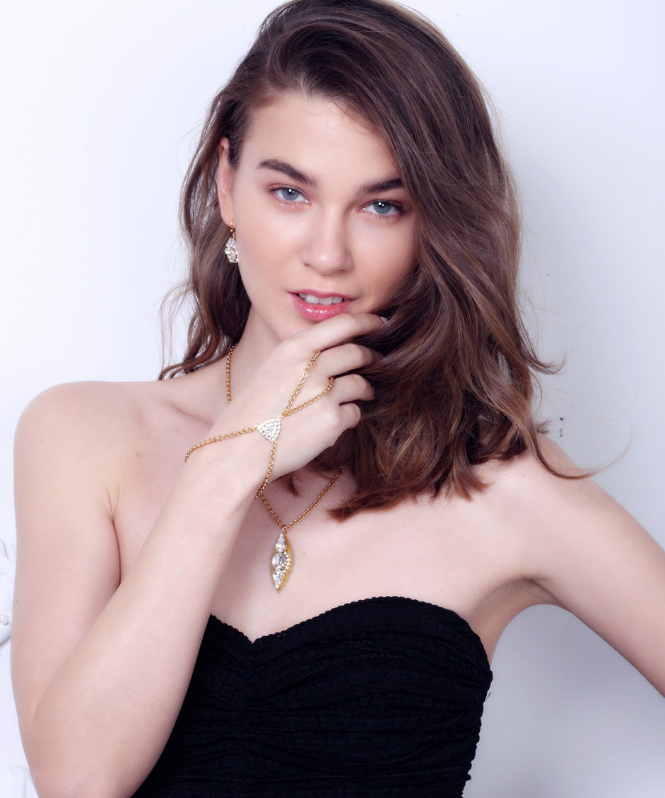 Vintage Crystal Hand Chain_2