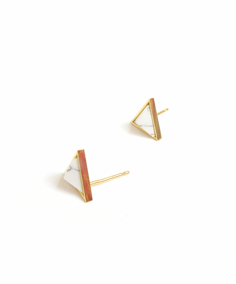 Dusk to Down Marble Studs (Gold)_Benique